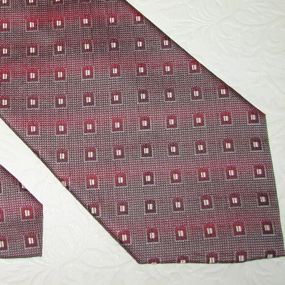NWT Burma Bibas SILK TIE, 57", Small Diamond Print, Red Silver NEW USA MSRP $40 - Picture 1 of 4